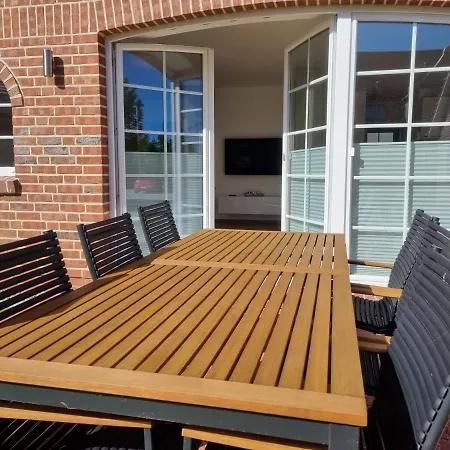 Luettje Friesenhuus Holiday home